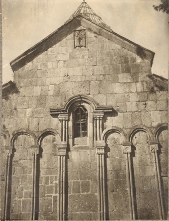 Սանահինի վանքի Ամենափրկիչ եկեղեցու արևելյան պատը