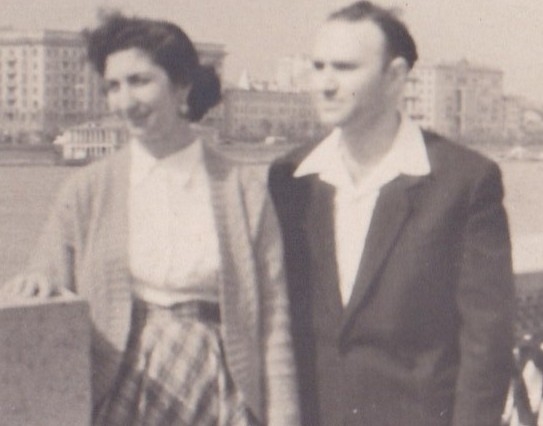 Ցոլակ Բեքարյանը կնոջ՝ Լուսիի հետ