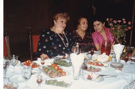 Լ. Սամվելյան, Պերճանուշ Մալյան(Դավիթ Մալյանի կինը), Անգինե Մուրադան