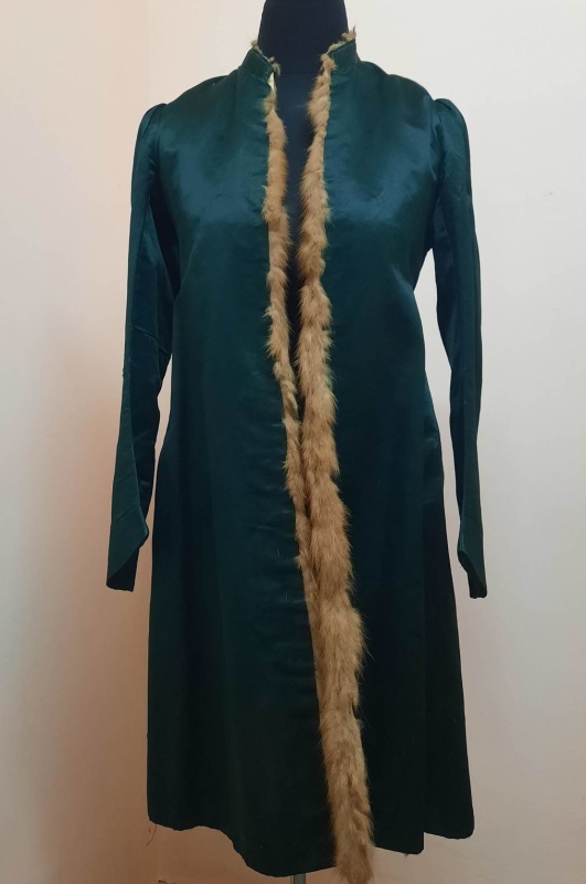 Կնոջ տաք վերնազգեստ–վերարկու