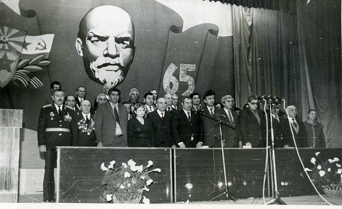 Հանդիսավոր նիստ ՝ նվիրված խորհրդային կարգերի հաստատման 65-րդ տարեդարձին