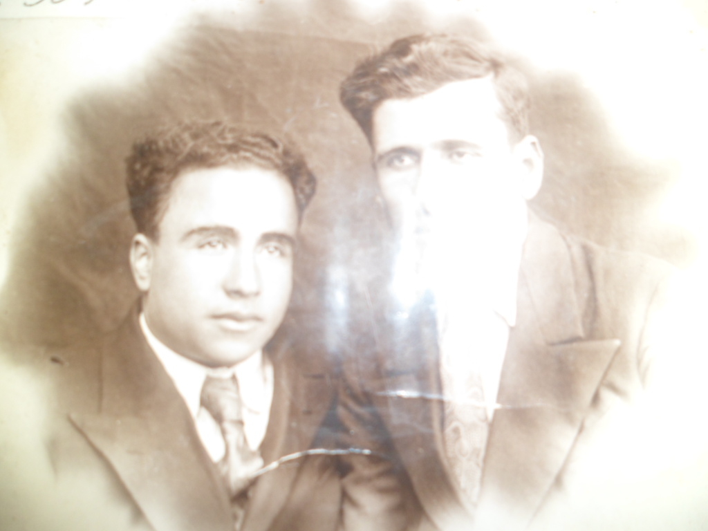   Մկրտիչ Թաթոսի Պետրոսյանը  ( Հայրենական պատերազմի մասնակից,բանաստեղծ)  Վանուշ Բոզիկյանի հետ