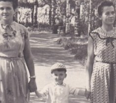Շամանսկայա Զինան Անյայի և նրա որդու հետ