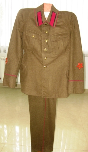 Զինվորական համազգեստ