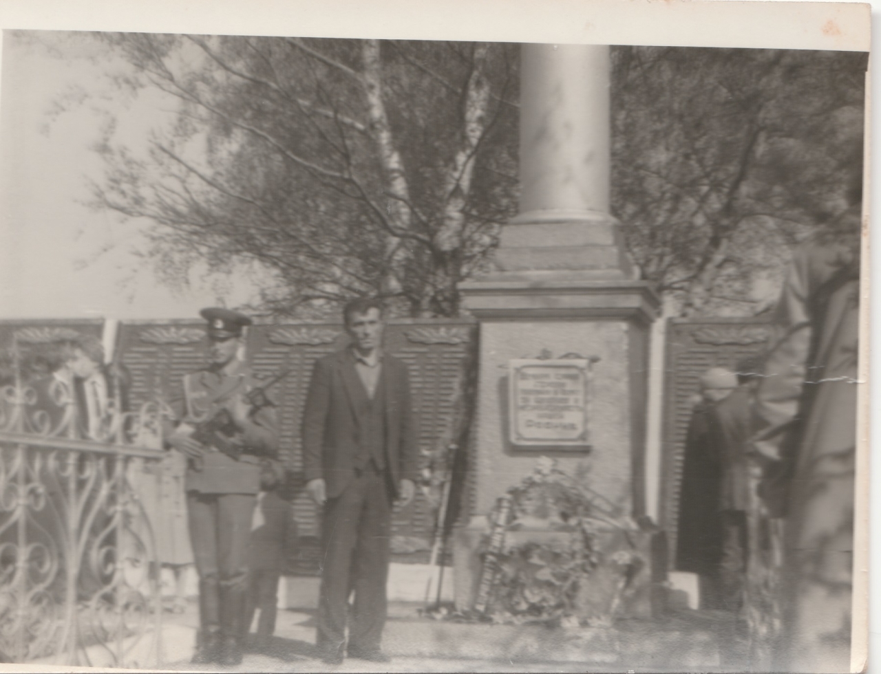 Մեծ հայրենականում զոհված Գ.Ավետիսյանի եղբայրը՝ եղբայրական գերեզմանատանը