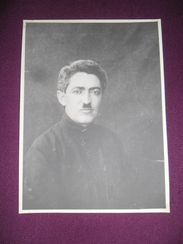 Թադևոս Ավդալբեգյան (1885-1937 թթ)-Տնտեսագետ,հայագետ, հրապարակախոս,պատմաբան