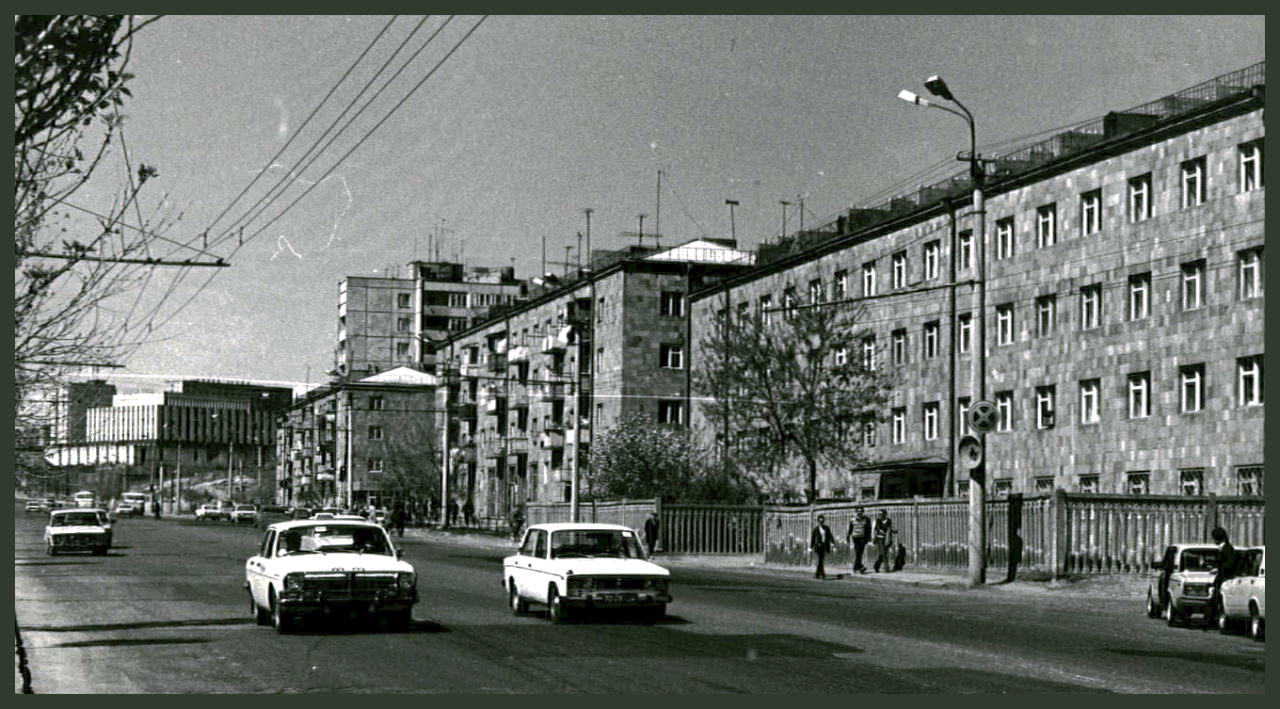 Երևան քաղաքի Աճառյան փողոցը